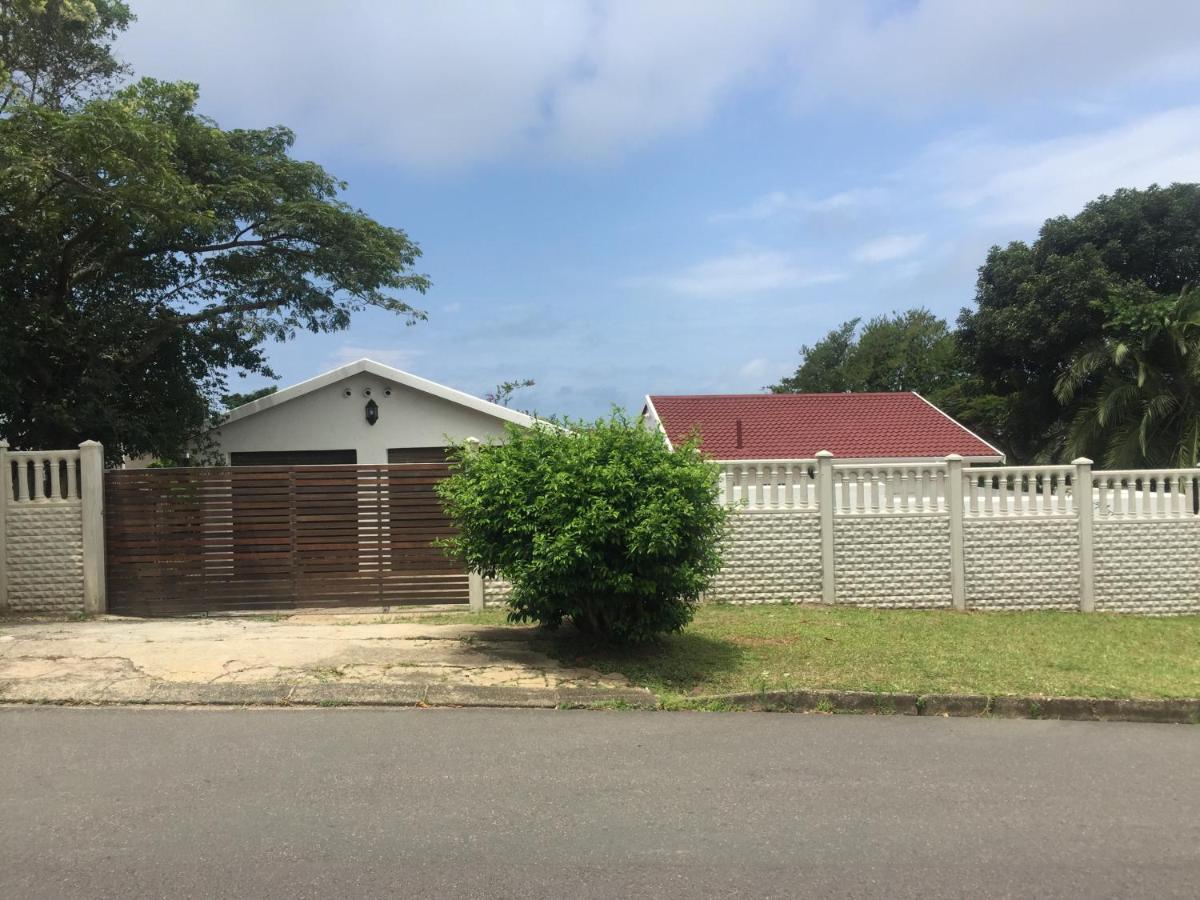 White House Lodge In Scotburgh Scottburgh Exterior foto